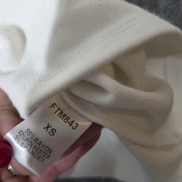 Anthropologie THML Top Blouse Floral Embroidered Puff Sleeves Boho Peasant sz XS - Picture 4 of 6